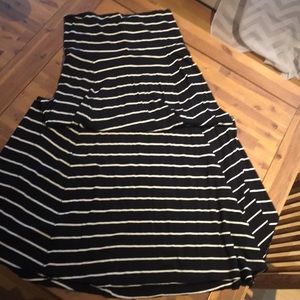 Gap maxi skirt